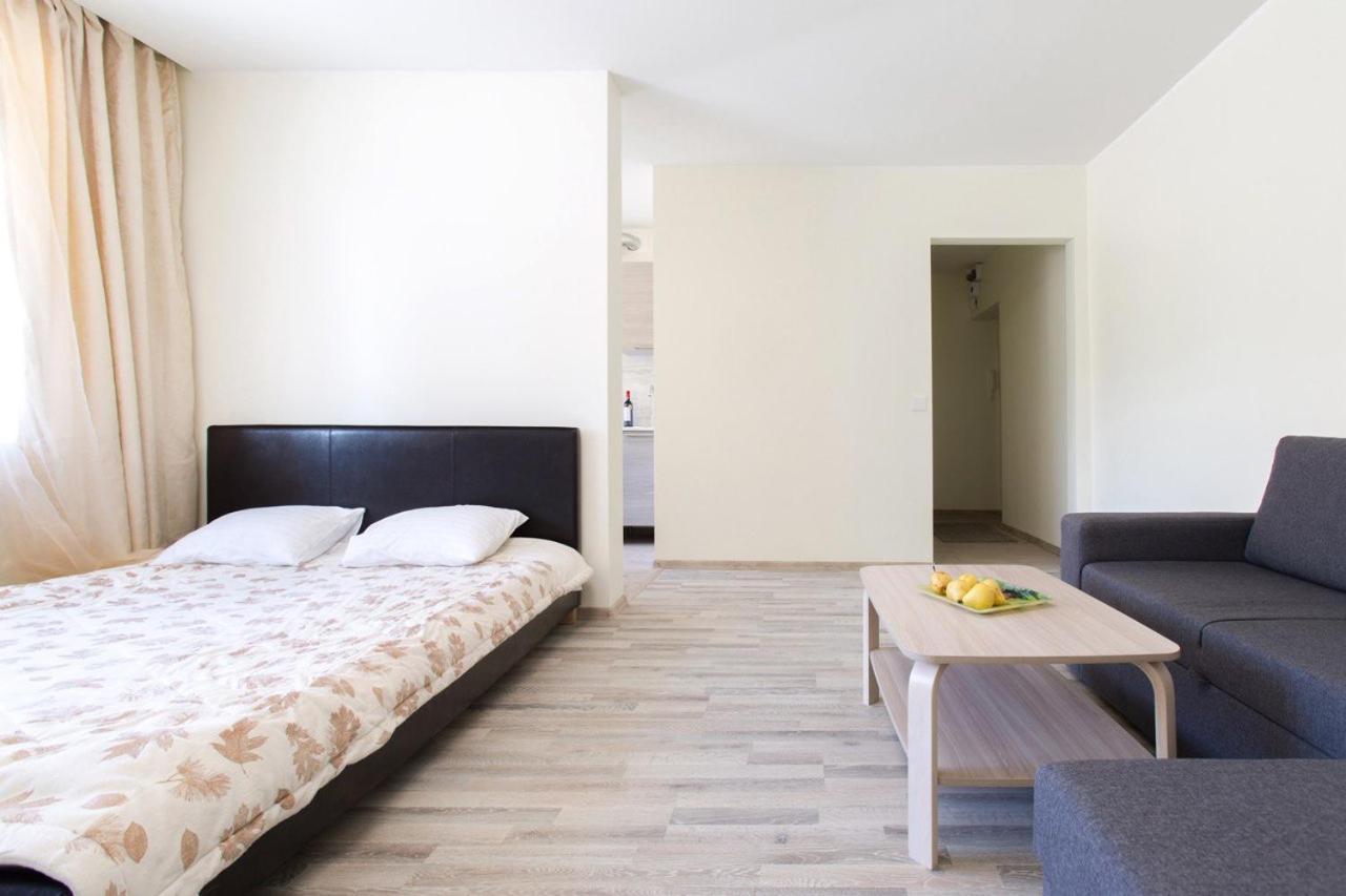 Sunny Apartment Near Bus Station Reval Exterior foto